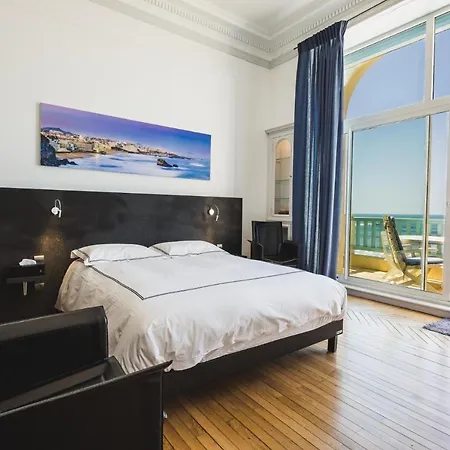 Sleeps 8 Pool Wifi * ביאריץ